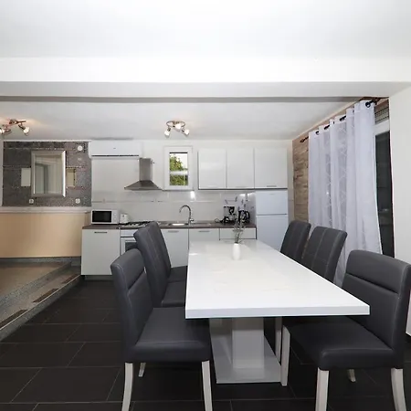 Korlat Country house Benkovac