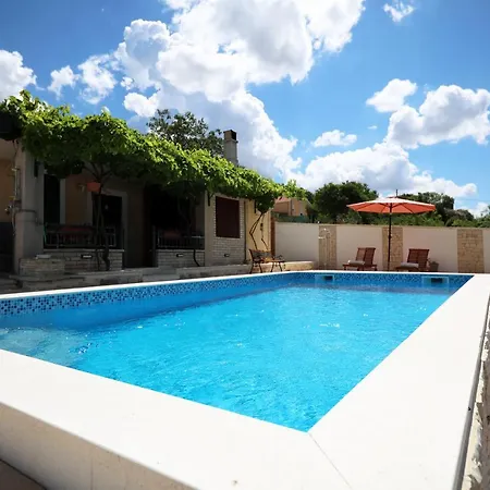 Korlat Country house Benkovac