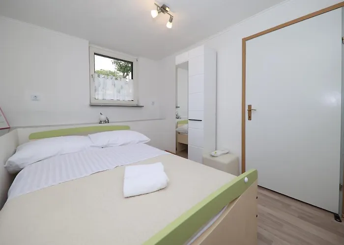 Hétvégi ház Korlat Benkovac