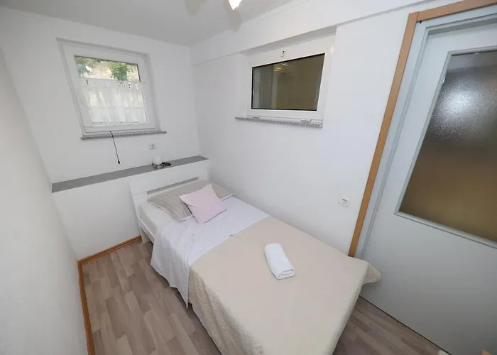 Korlat Hétvégi ház *