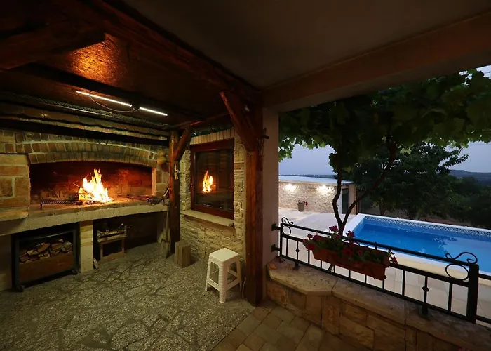 Hétvégi ház Korlat