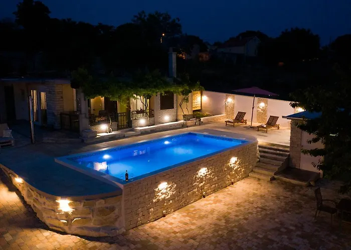 Hétvégi ház Korlat Benkovac