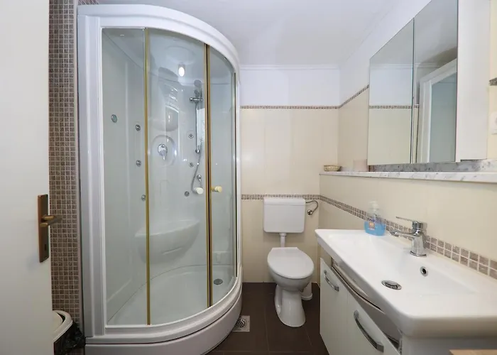 Korlat Hétvégi ház